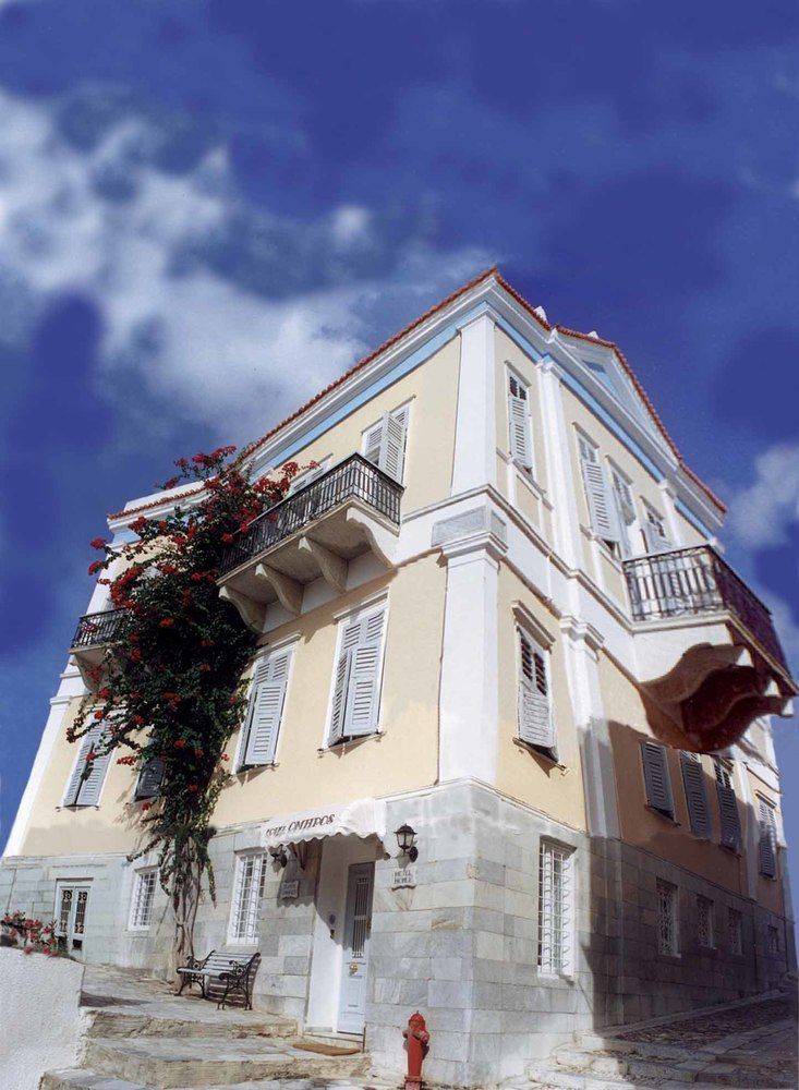 Hotel Omiros Ermoupoli Exterior foto